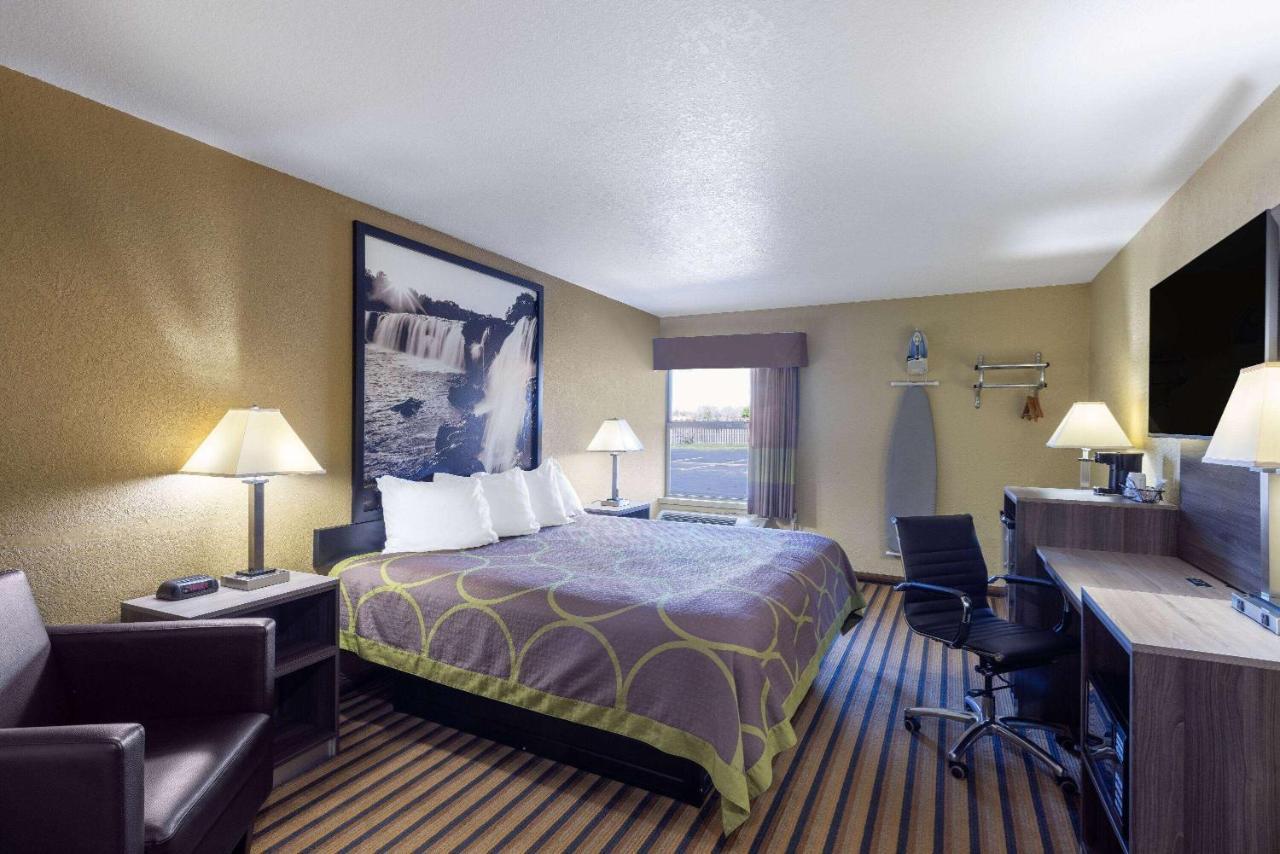 Hotel Super 8 By Wyndham Nixa/Springfield Area Esterno foto