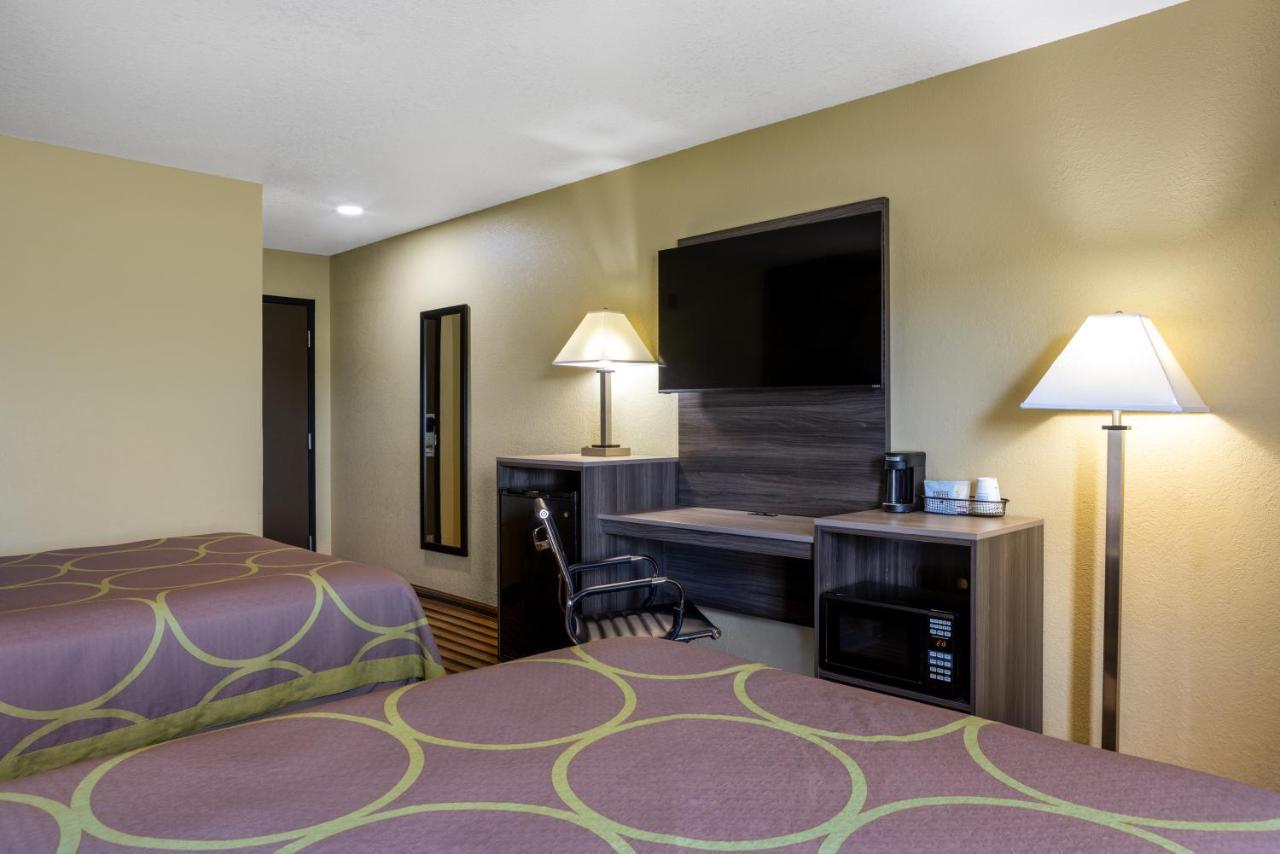 Hotel Super 8 By Wyndham Nixa/Springfield Area Esterno foto