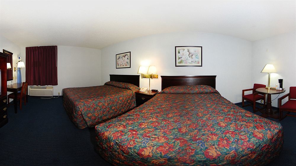 Hotel Super 8 By Wyndham Nixa/Springfield Area Esterno foto